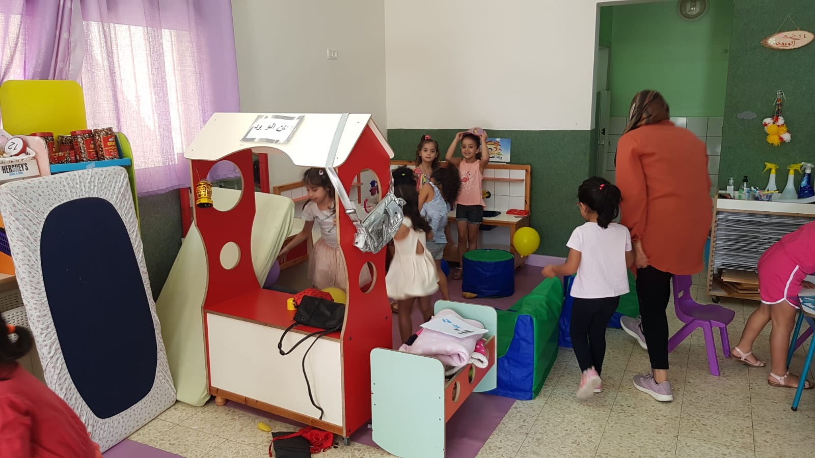 The Ministry of Education has published the details of the operation of the kindergartens and schools during the holiday
