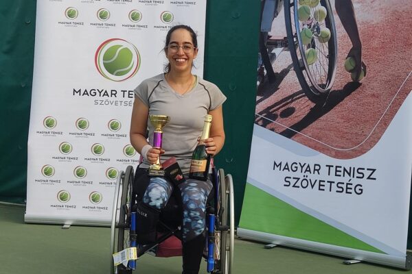 טניס בכיסאות גלגלים: מעיין זקרי זכתה בטורניר הפיוצ'ר בהונגריה